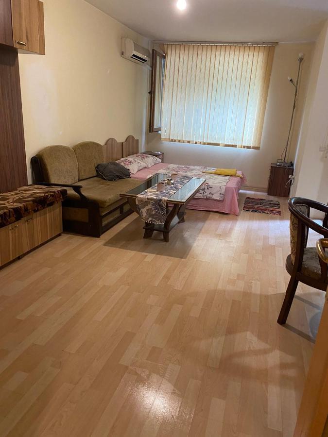 Апартамент Столетов 바르나 외부 사진